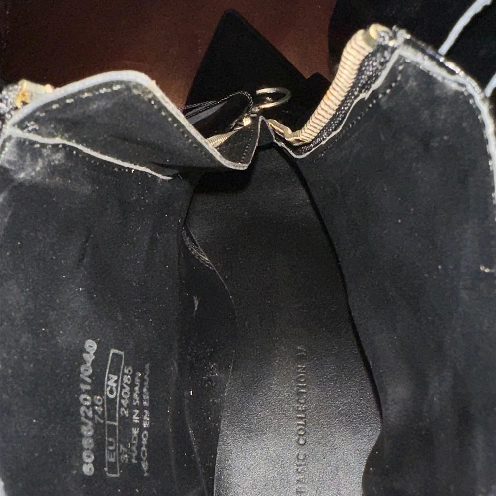 NWT Zara Ruffled Patent Leather Kitten Heel Booties - Picture 10 of 16